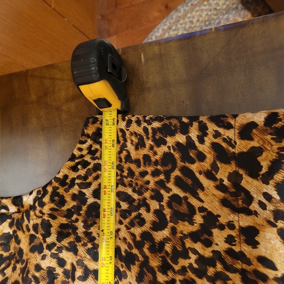 NWT Cato super lightweight animal print Vest. - Picture 3 of 8